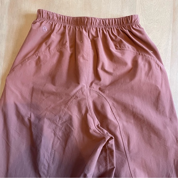 Lululemon Lightweight Mid-Rise Barrel Leg Cropped Pant Ancient Copper - Picture 10 of 15